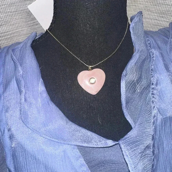 Loft NWT Pink Heart Necklace - Picture 3 of 3
